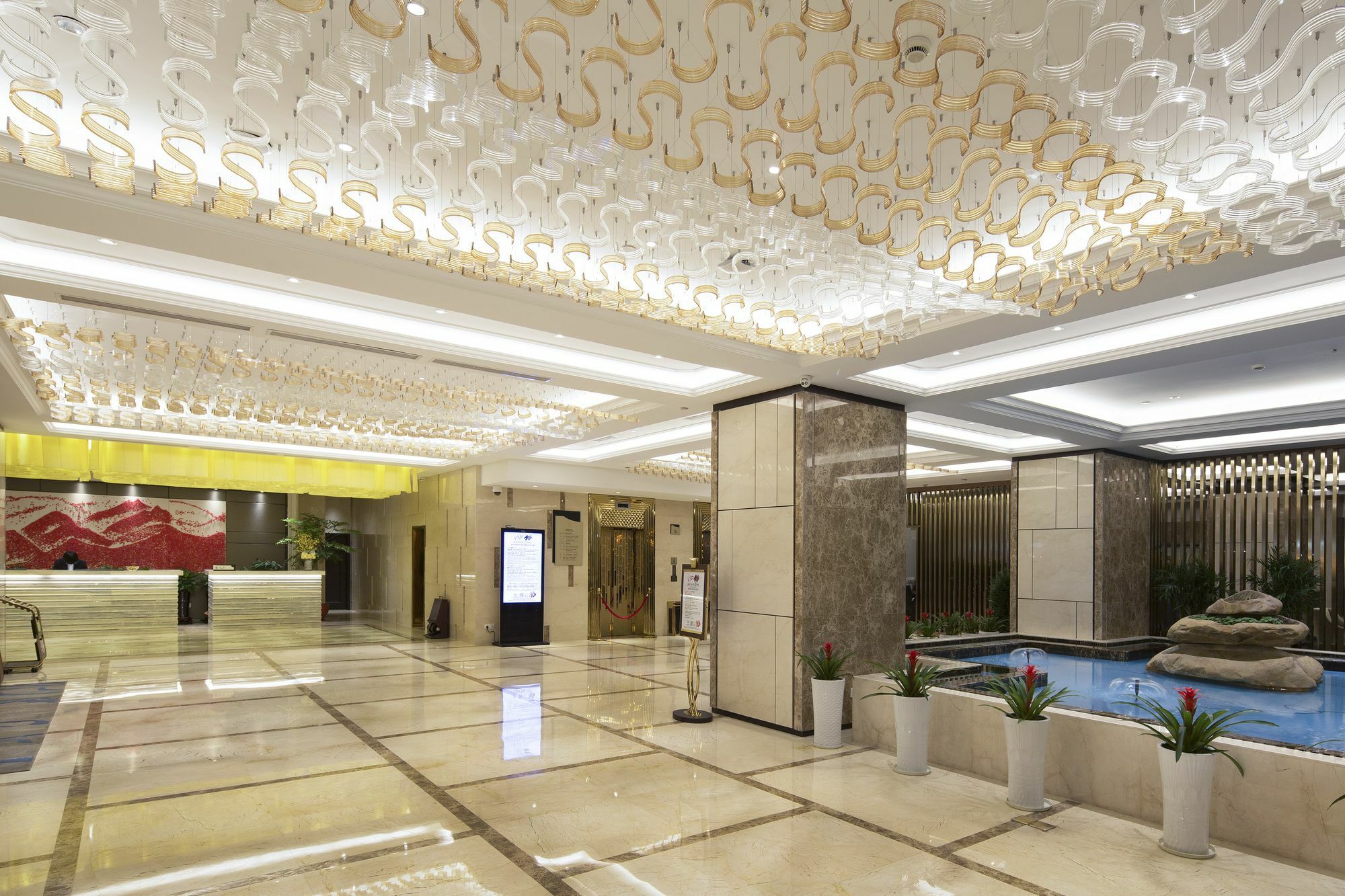 Yiwu Zhong Lian Kai Xin Hotel Eksteriør billede